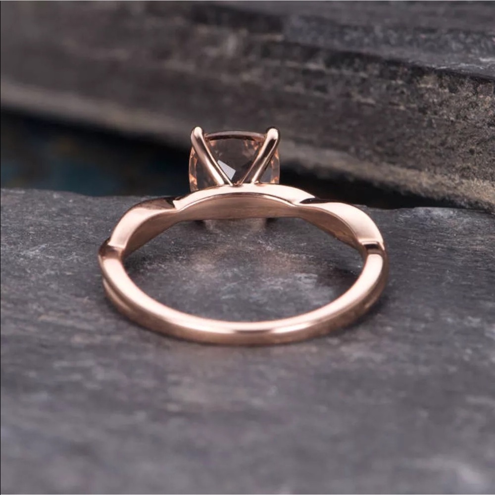 Rose gold and morganite ring 9 - Picture 3 of 7